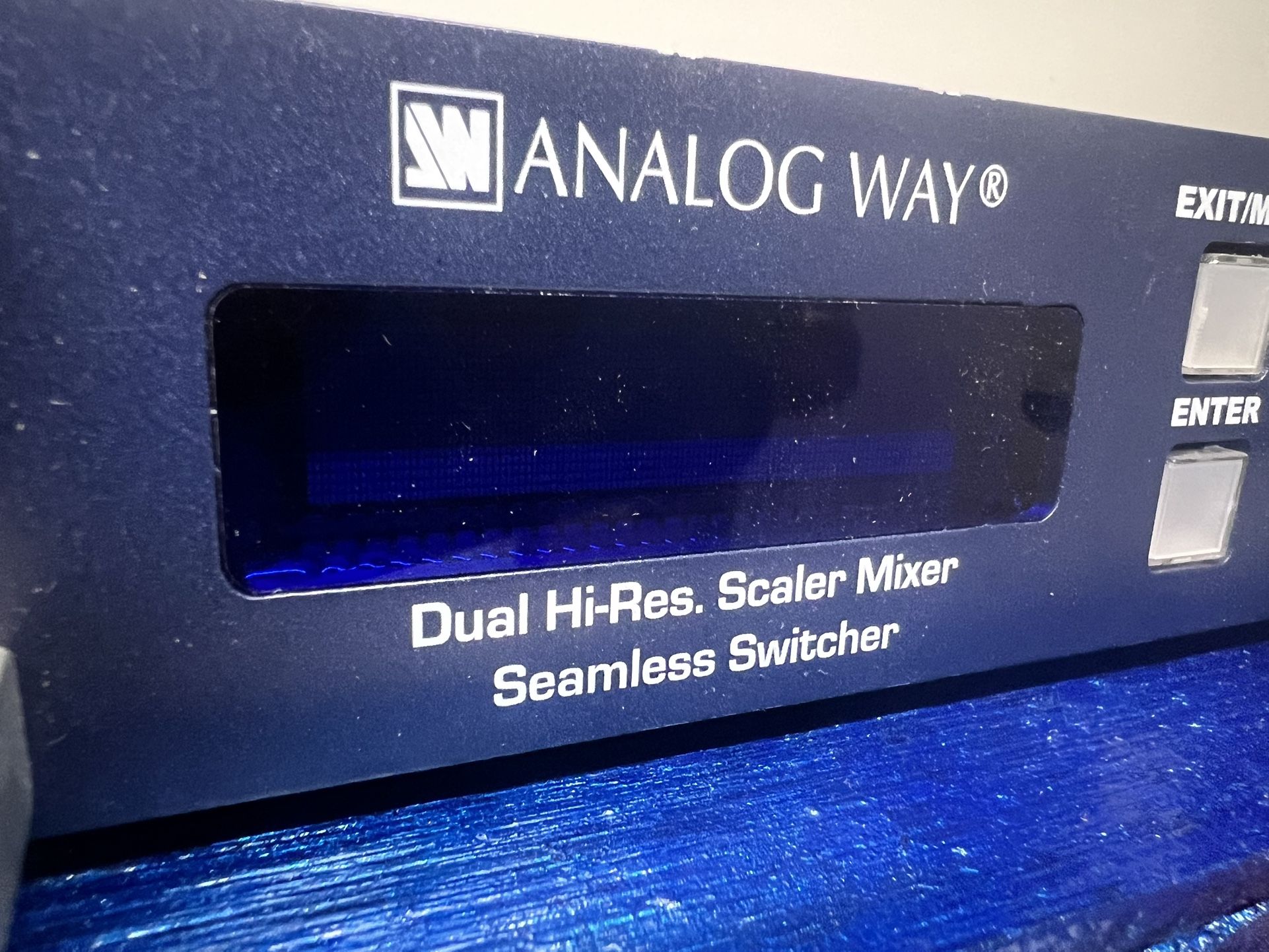 Analog Way Pulse Switcher