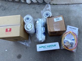 APEC Reverse osmosis water filtration kit with ice maker lines