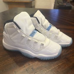 Jordan 11 Legend Blue Size Kids 5.5