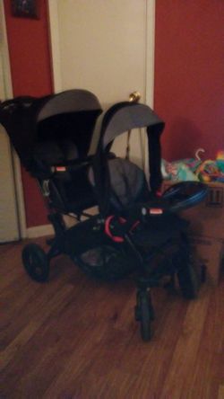 New stroller....black...gray...used once