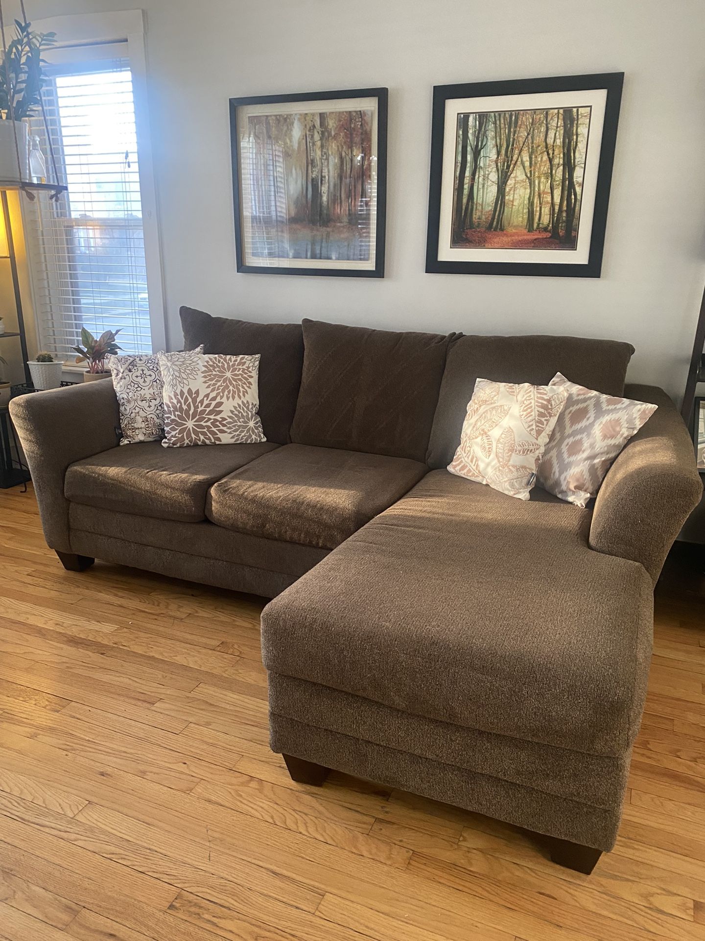 Art Van Furniture Sectional for Sale in Chicago, IL OfferUp