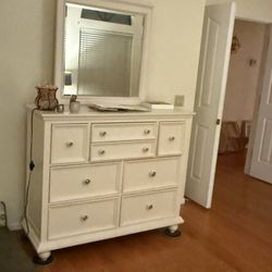Dresser With Attached Mirror 