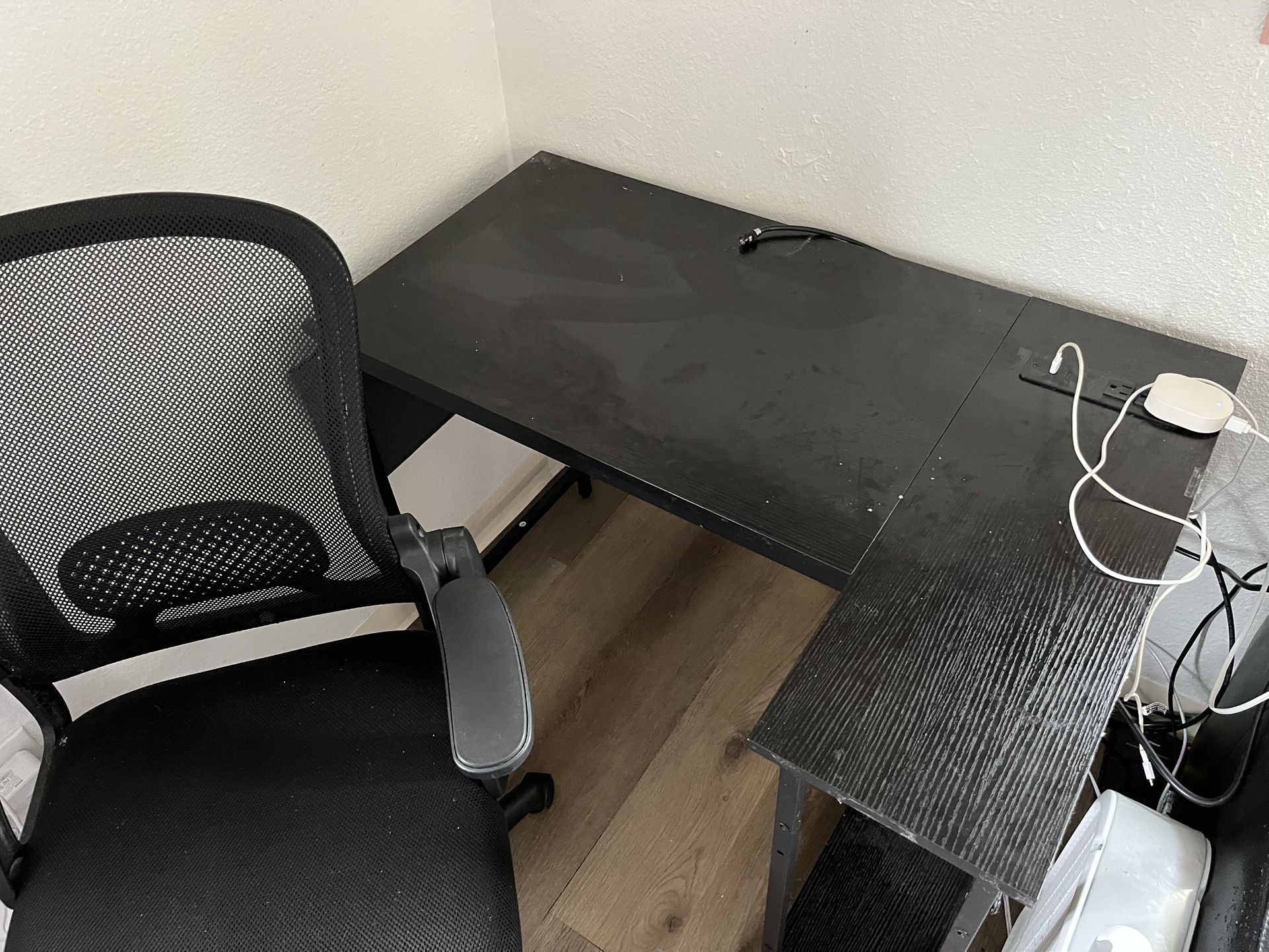 Desk And Chair