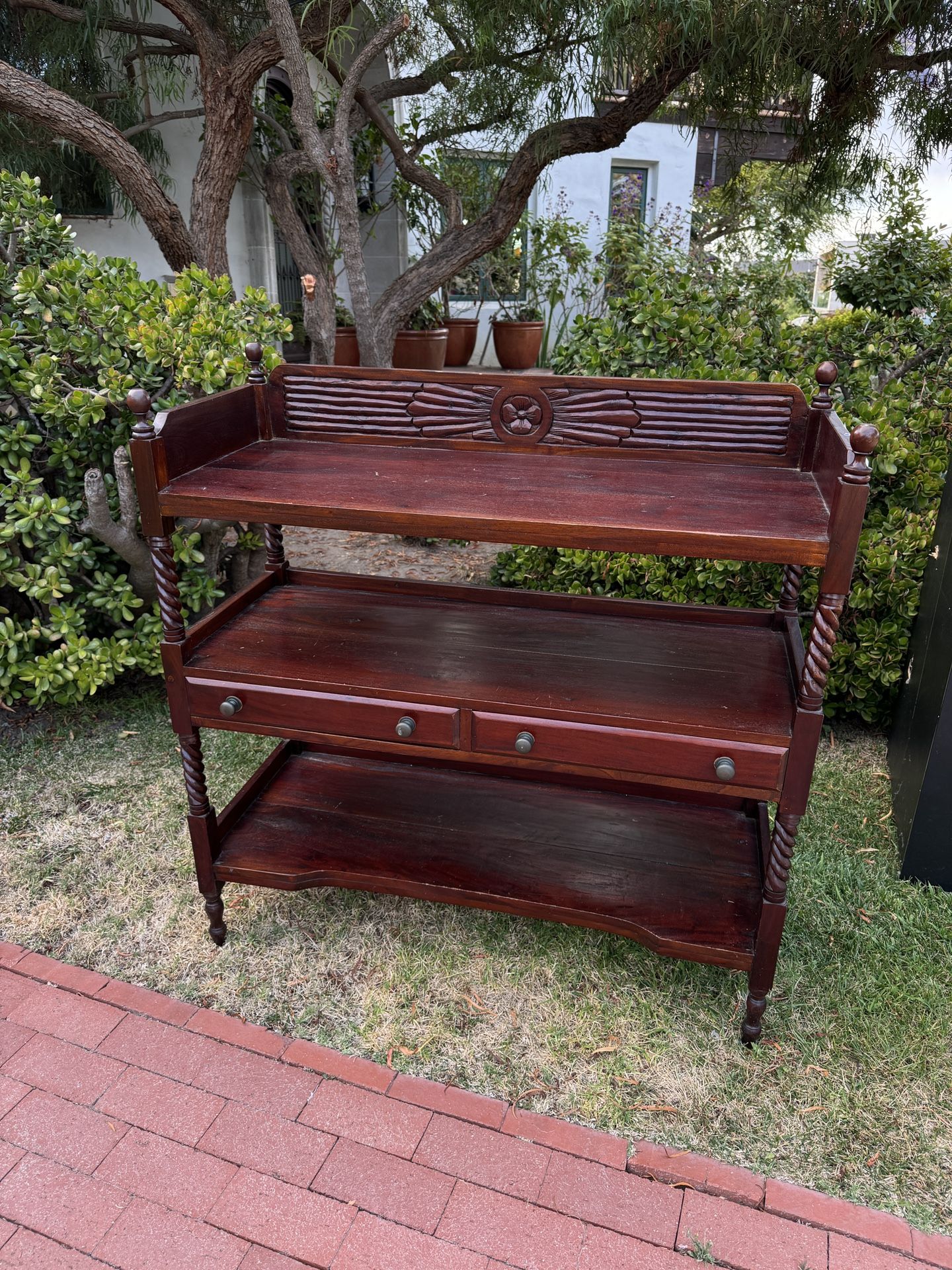 Wood Hutch La Jolla