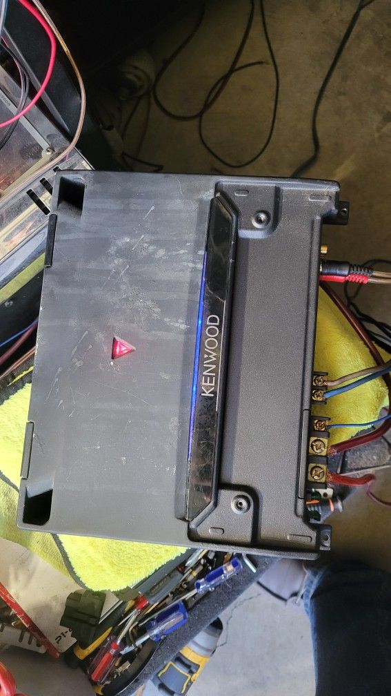 Kenwood Amp