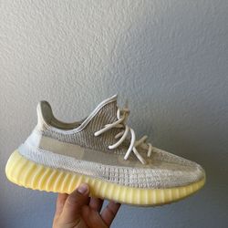 Yeezy 350 Natural  size 11 