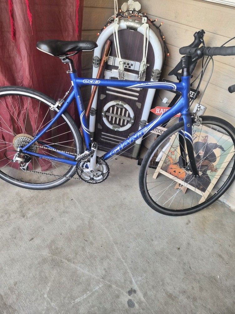 🚴 $100 Giant OCR3 Road Bike – Ready to Ride!