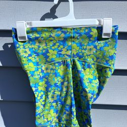 OFFLINE by Aerie Shorts Size Medium