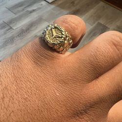 10k Mercedes nugget ring