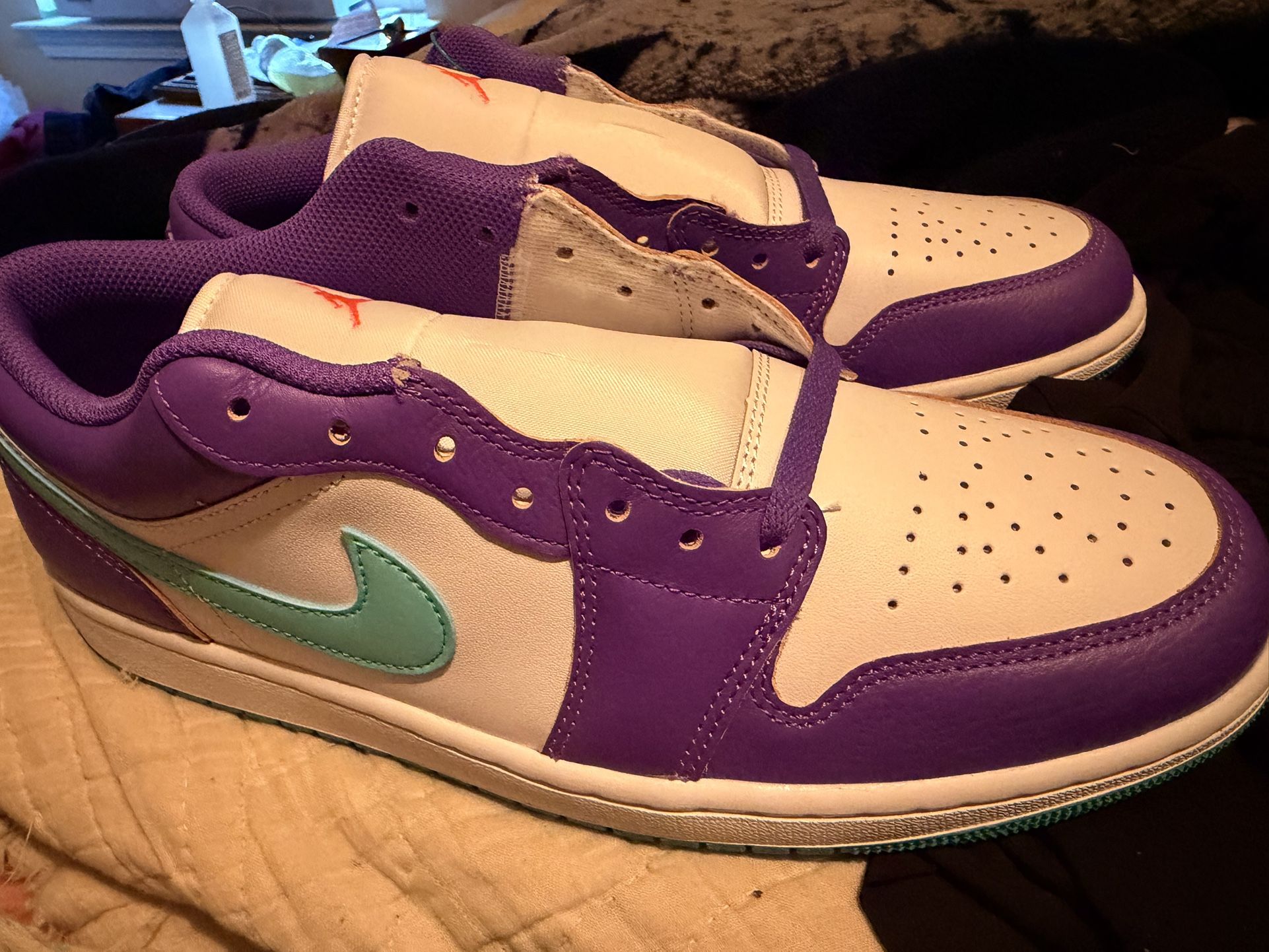 Men’s 11 Air Jordan Retro 1