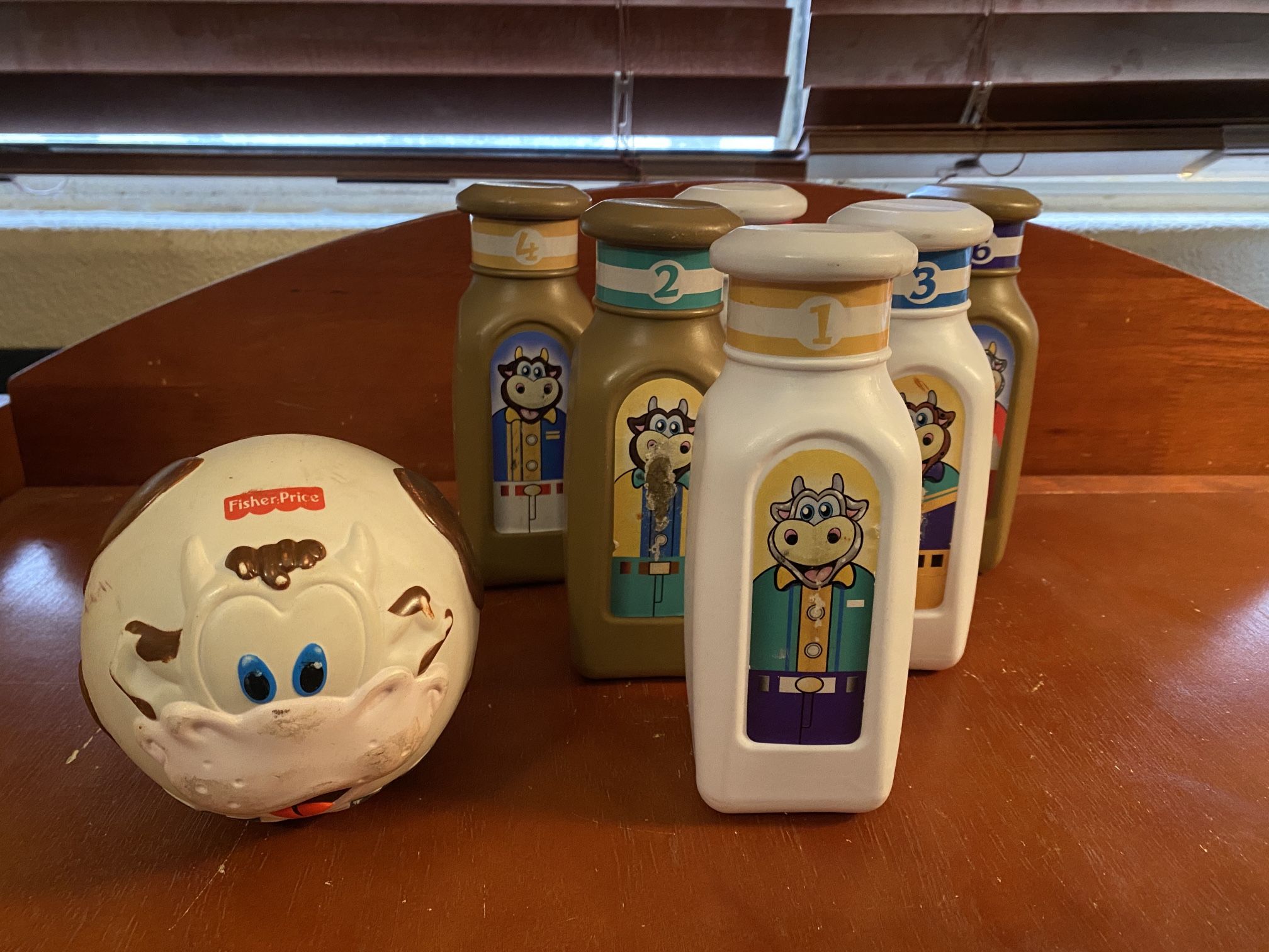 Fisher Price Barnyard Musical Cow Bowling Set