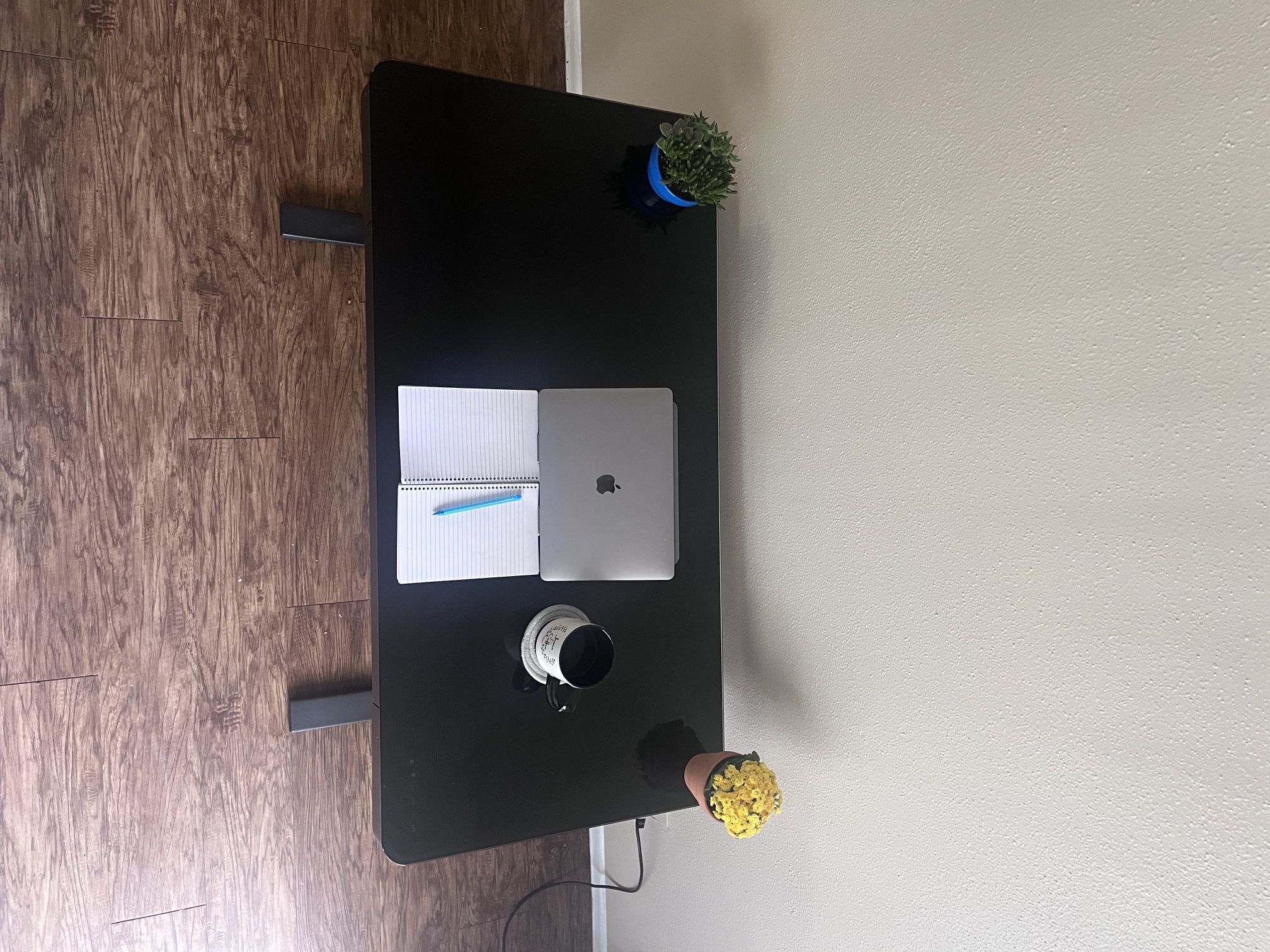 Tresanti Geller Adjustable Height Desk for Sale in Mesa, AZ OfferUp