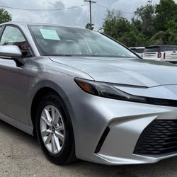 2025 TOYOTA-CAMRY 