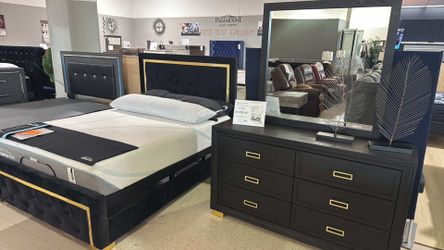 Brand New Pepe Queen Size Bedroom Set