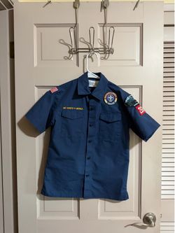 Boy Scouts Of America Boys Youth Medium Uniform Shirt Blue BSA Multiple Patches