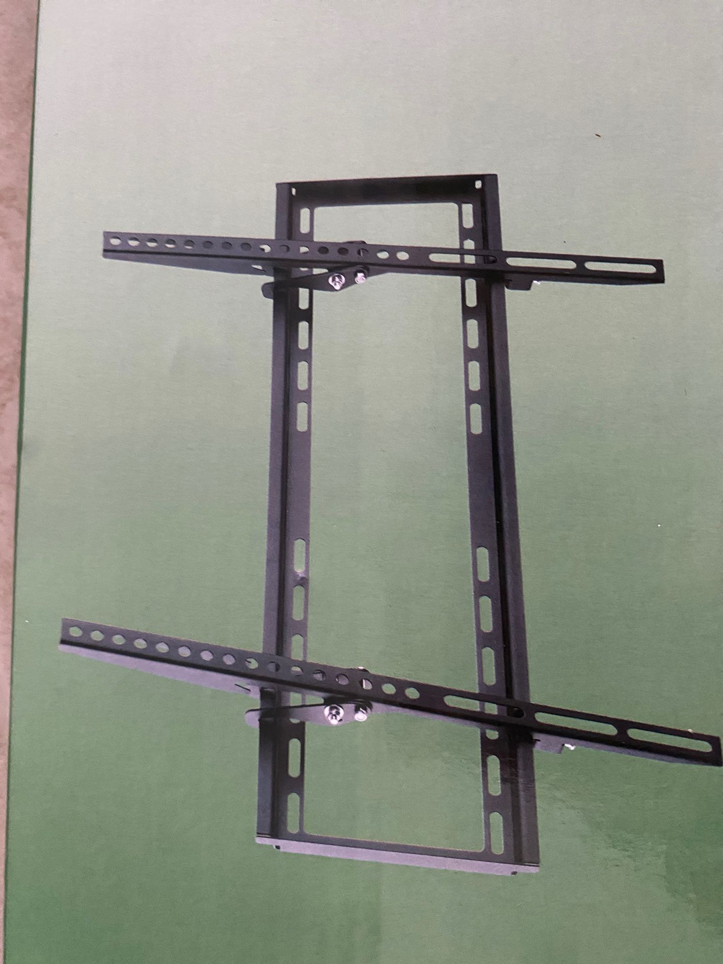 TV wall mount fits 32 to 70inch.. new In Box And Sealed 