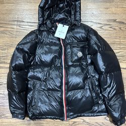 Moncler Puffer 