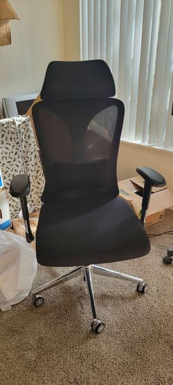 Black Mesh High-Back Office Chair