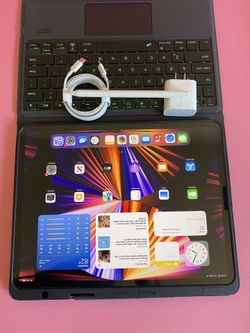256GB Apple IPad Pro 12.9” 5th Generation (2021 Model / M1