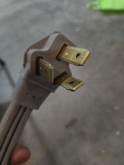 3 Prong Cord