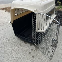 Petmate VariKennel Ultra Medium 