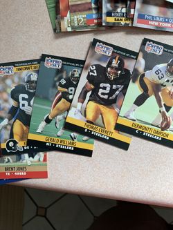 700+ Football Cards