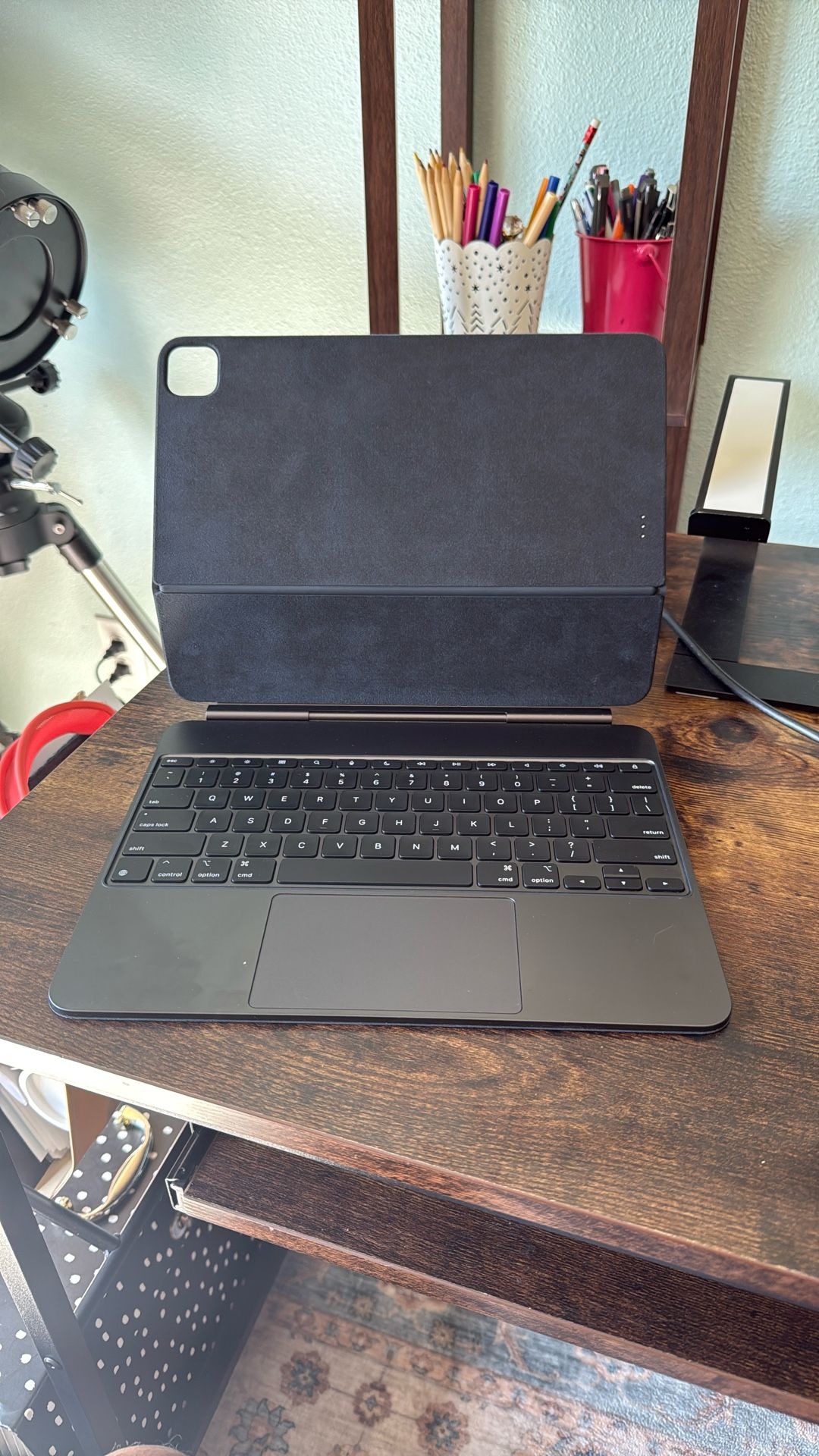iPad 13inch Magic Keyboard