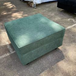28.3'' Wide Ottoman