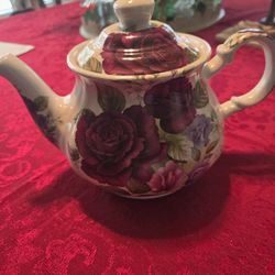 Extremely Rare Sadler England Teapot W/Roses