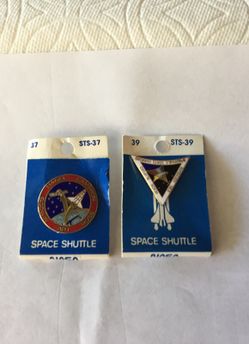 “Space” shuttle pins “collectibles”