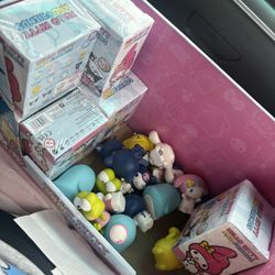 Hello Kitty And Friends