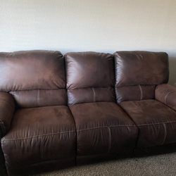 New Leather Reclining Couch With Phone Charging Ports 