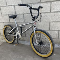 Mid school DYNO VFR 20 Inch.