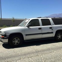 Suburban 5.3 Parting Out 