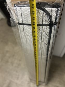 RV UNIVERSAL SUNSHADE  