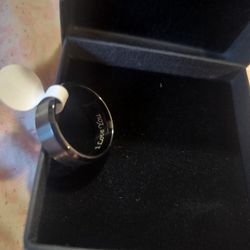 NEW IN BOX  BLACK RING 
