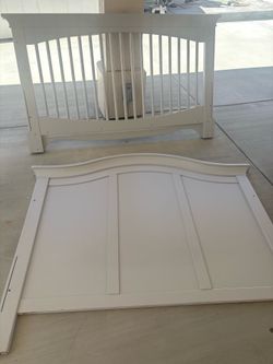 Crib comes with springs