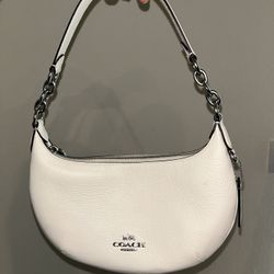 Authentic Coach Shoulder Bag 