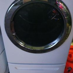 Frigidaire Washer And Dryer Barely Used 