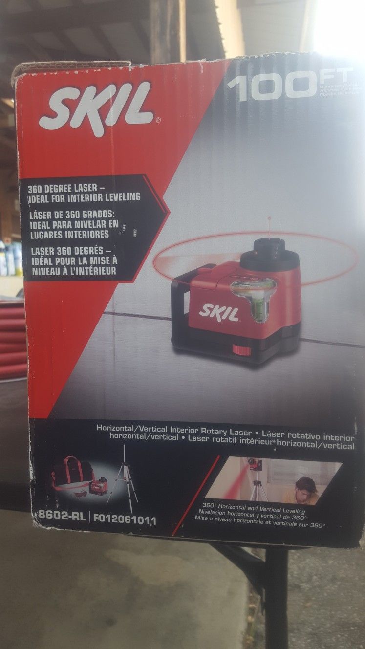 Skil 100ft Laser Level