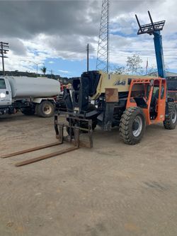 JLG 10k Reach Forklift Telehandler