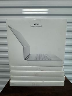 13” iPad Air Magic Keyboard