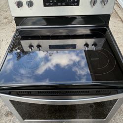 STOVE WHIRLPOOL 30” Like New 