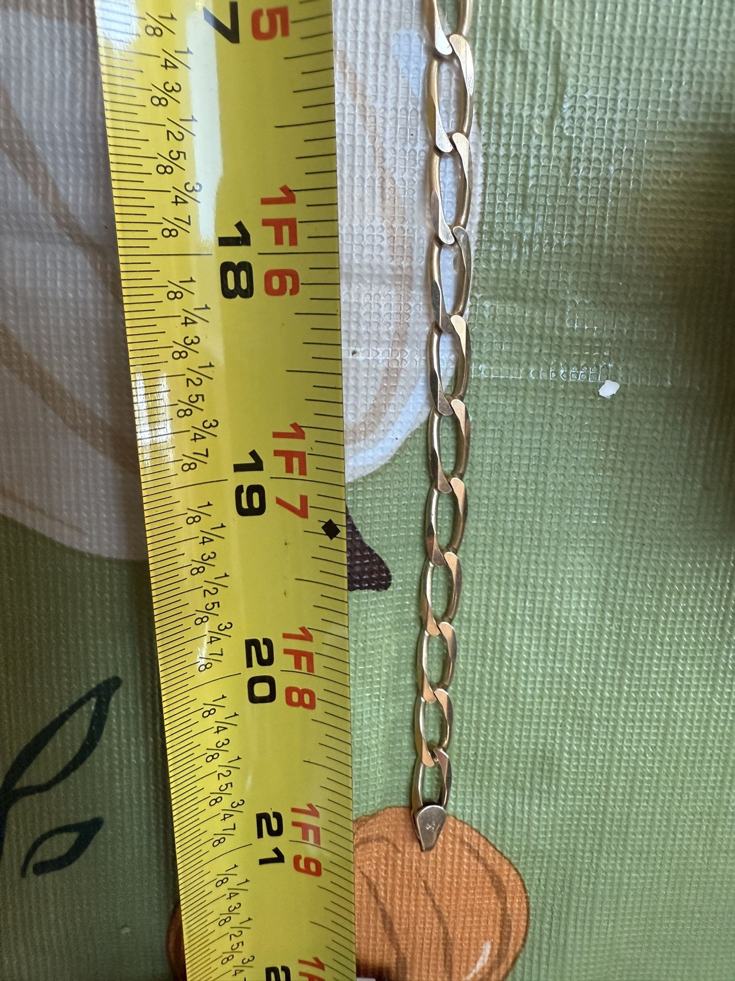 Gold  14 K  Chain 14 K 21 Inch Long