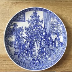 The Spode Blue Room 'Decorating The Tree'