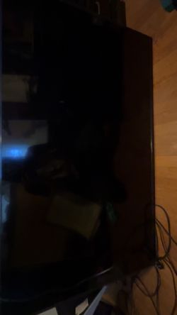 58” Samsung smart tv with mount