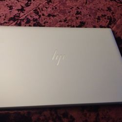 HP Elite 840 G8 Notebook Pc (Windows 11 Pro)