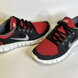 Nike Free 5.0 Tennis Shoes