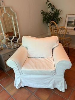 Cushy White Chaie