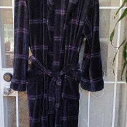 MENS LARGE ROBE